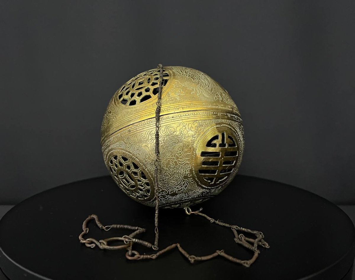 Rare Antique Spherical Openwork Brass Incense Burner, China, Qing Dynasty, 19th Century-photo-4