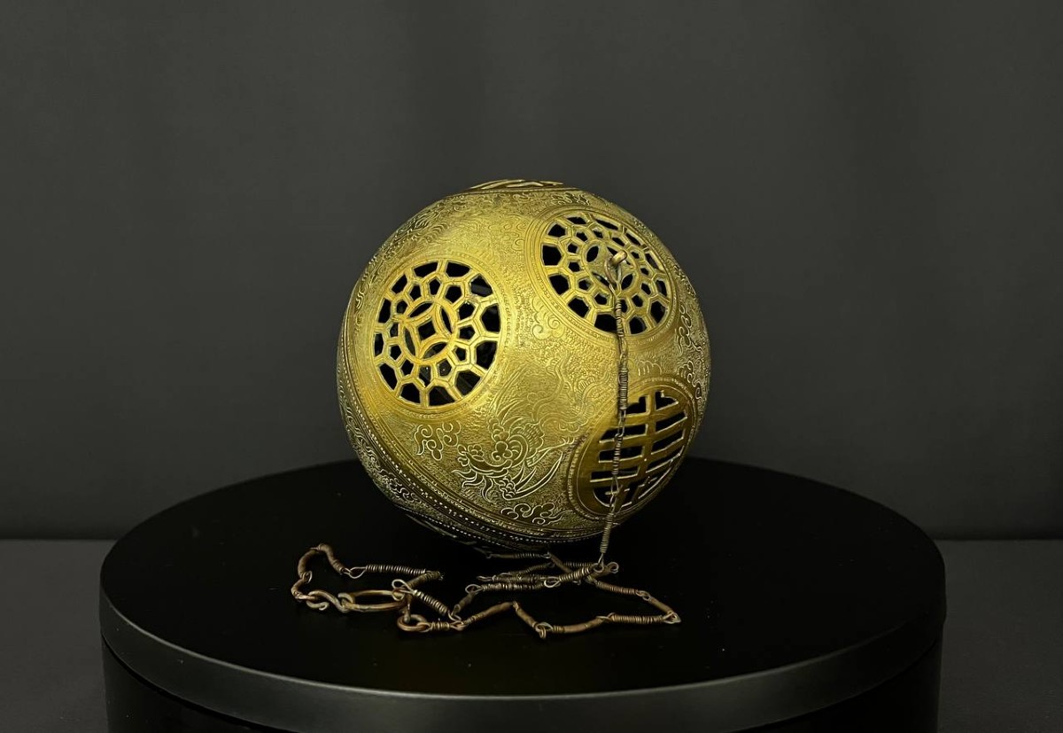 Rare Antique Spherical Openwork Brass Incense Burner, China, Qing Dynasty, 19th Century