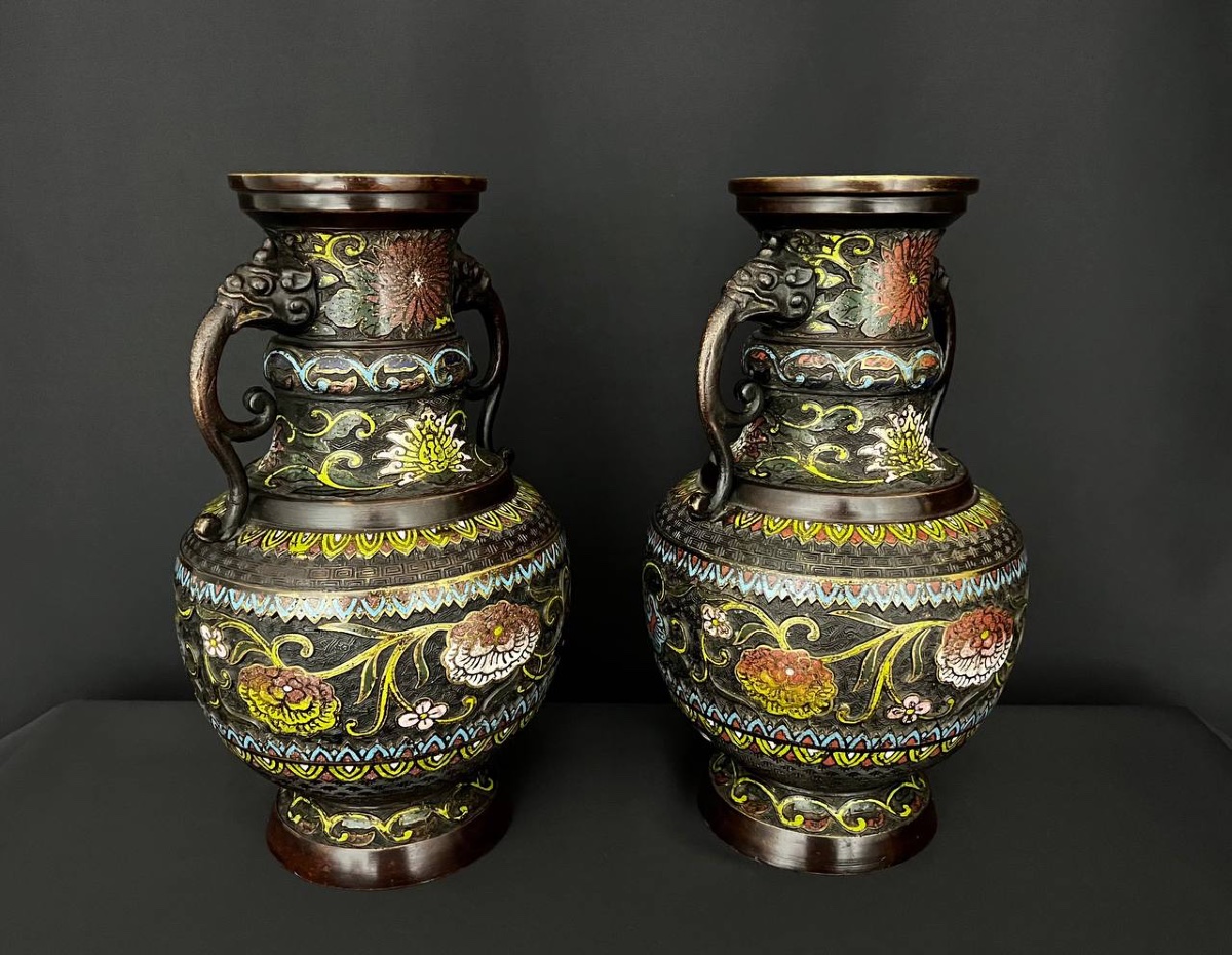 Paire de vases chinois en émaux cloisonnés, décor floral, fin XIXe – début XXe siècle-photo-3