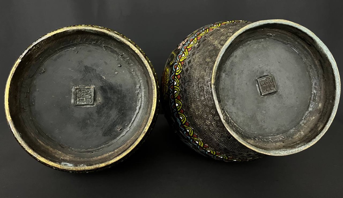 Paire de vases chinois en émaux cloisonnés, décor floral, fin XIXe – début XXe siècle-photo-6