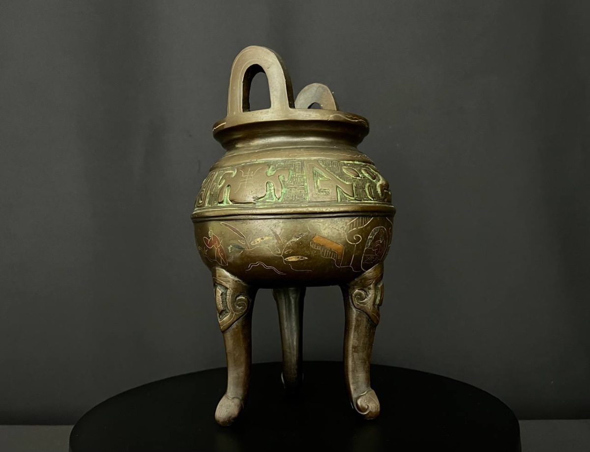 Brûle-parfum tripode en bronze, Vietnam, vers 1900-photo-1