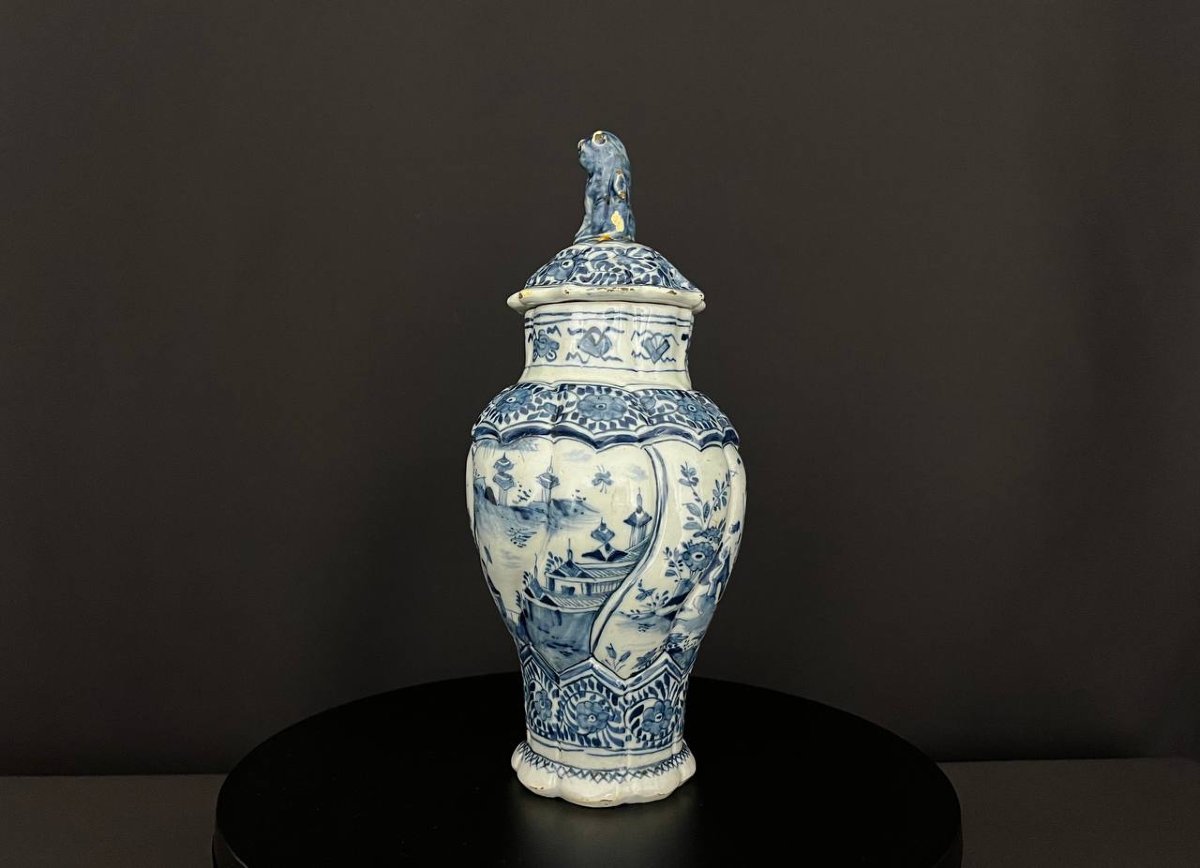 Covered Pot In Delft Earthenware, Chinese Blue-white Decoration, Attributed To The 18th Century-photo-1