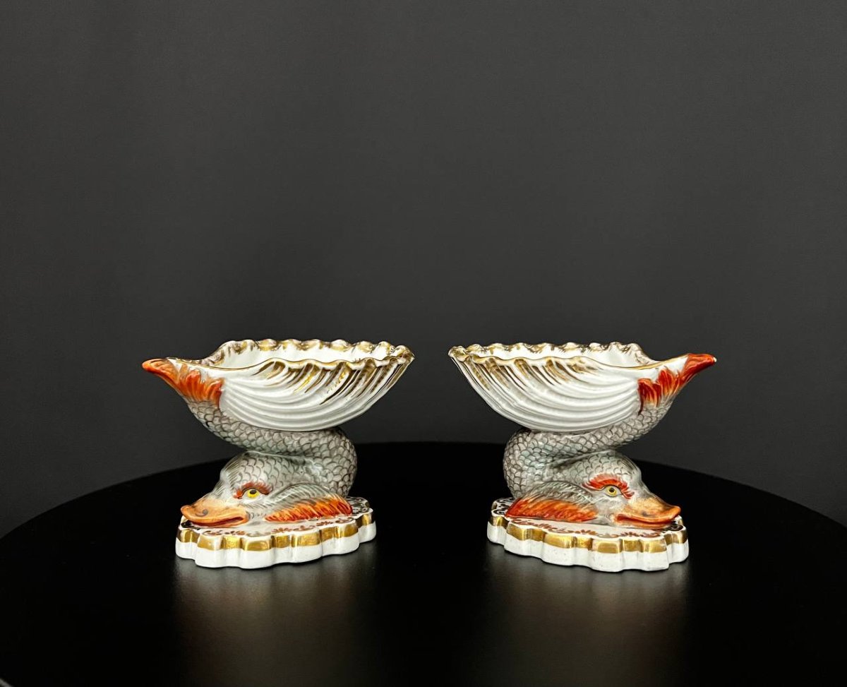 Paire de coupes en porcelaine figurative aux poissons, décor oiseaux, style Meissen-photo-3