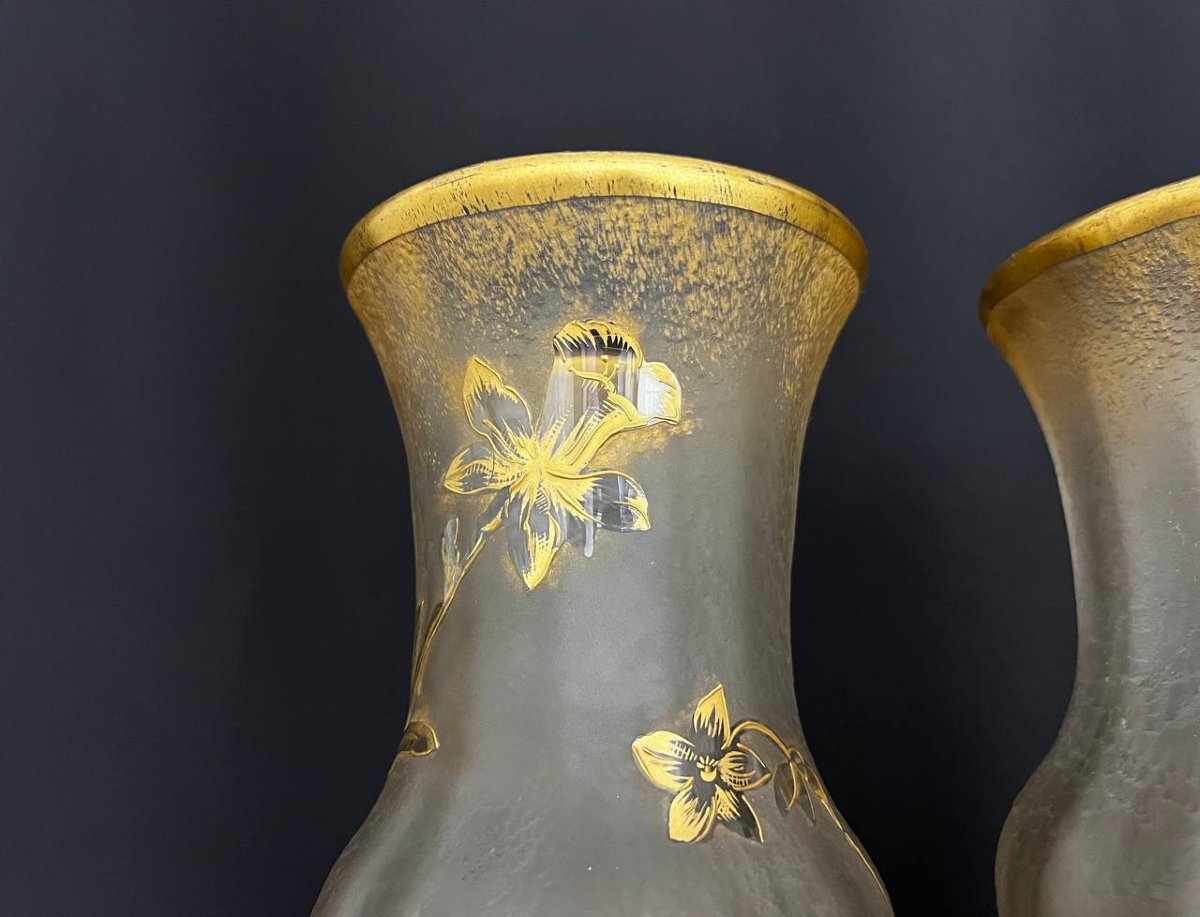 Pair Of Frosted Glass Vases With Gilded Floral Decoration - Cristallerie De Saint-denis-photo-4