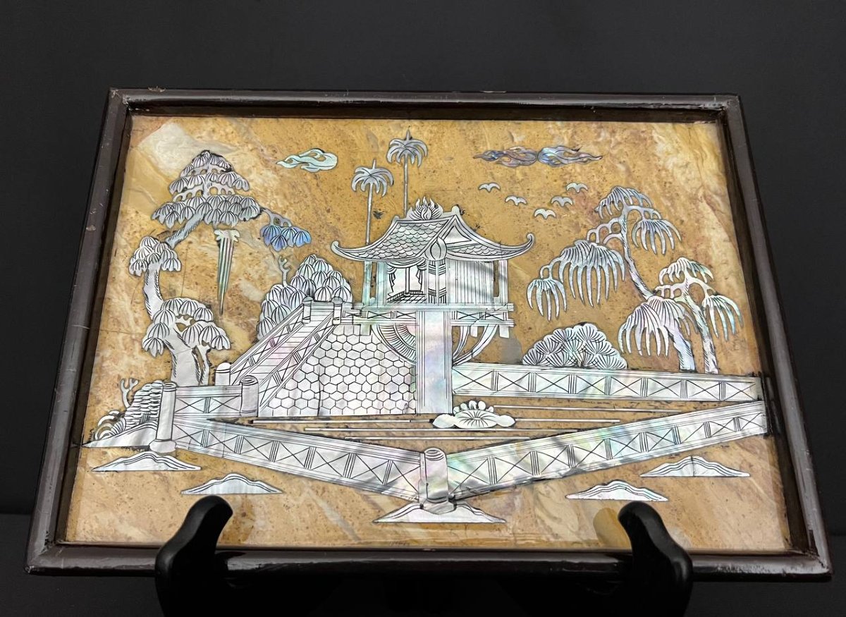 Marbled Stone Top Inlaid With Mother-of-pearl-photo-1