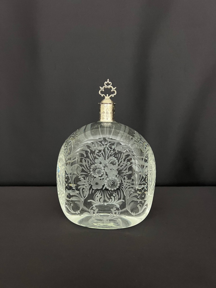 Italian Decanter In Engraved Crystal And Silver