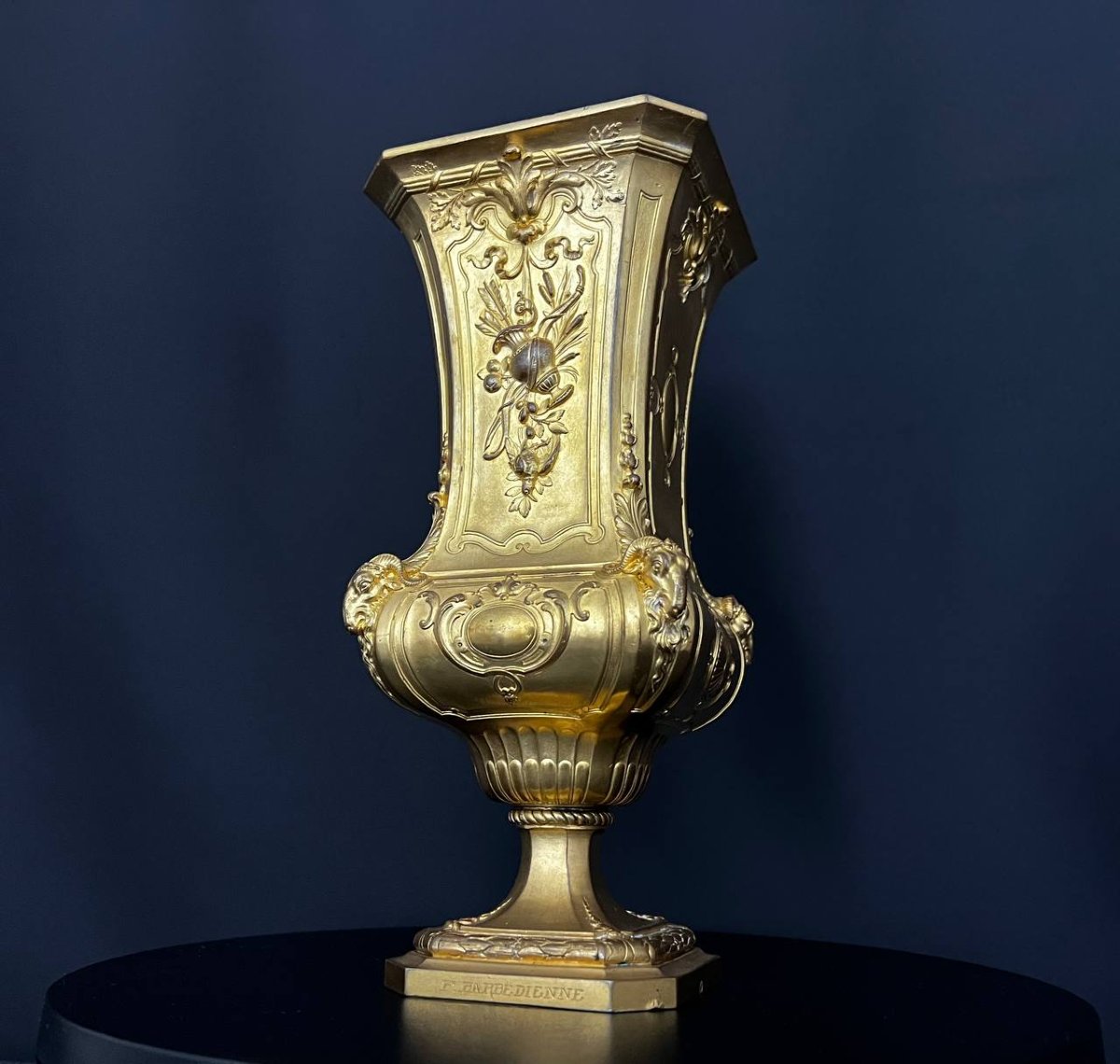 Gilt Bronze Vase Signed F. Barbedienne, Louis XV Style, 19th Century-photo-1