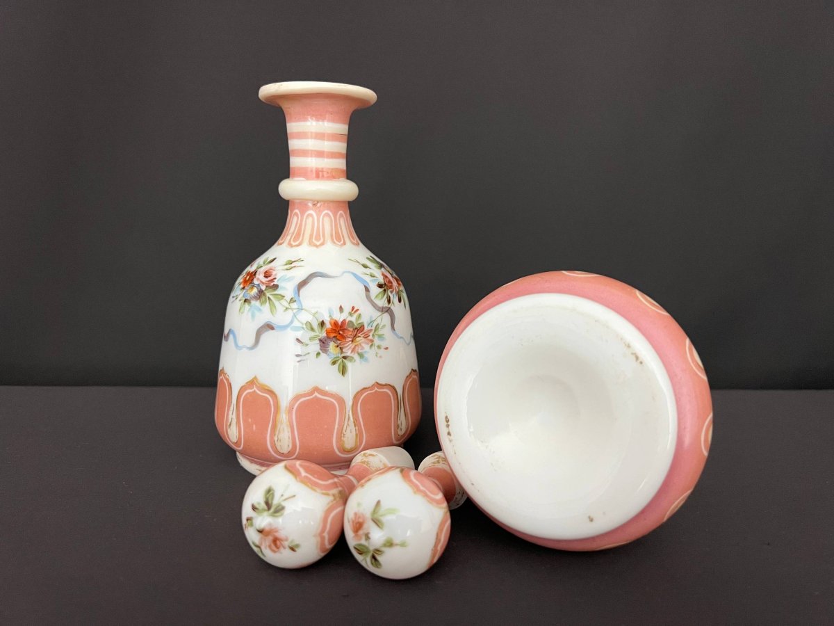 Paire de flacons en opaline peinte et dorée, époque Napoléon III-photo-2