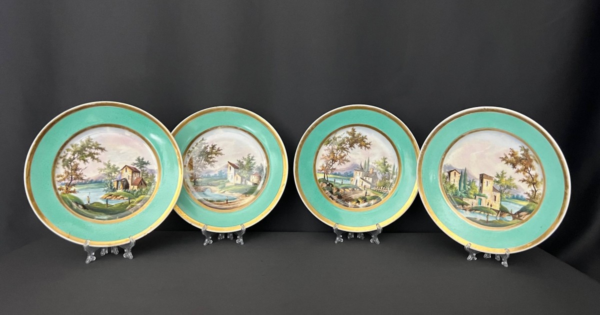 Suite Of Four Porcelain Of Paris Plates Decorated With Landscapes - 19th Century