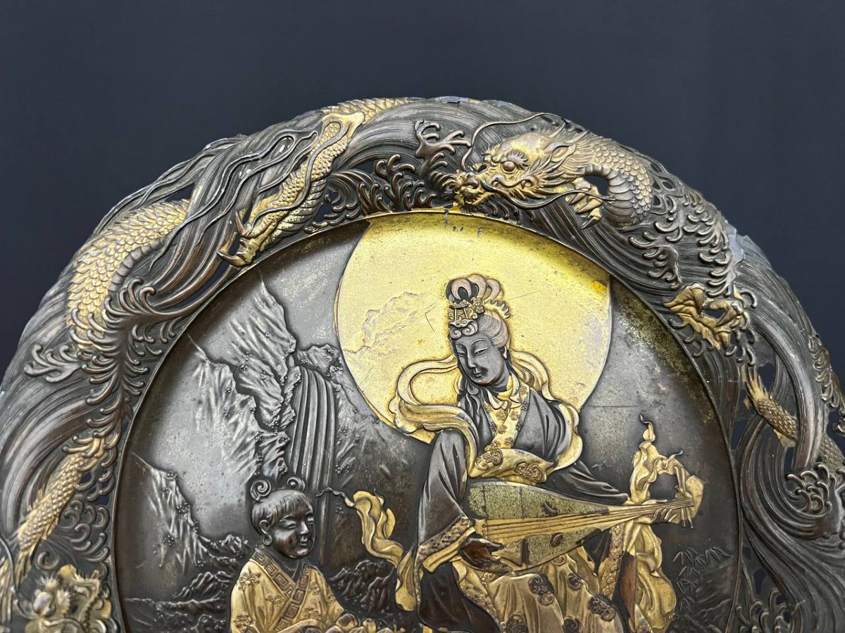 Élément décoratif japonisant ancien en bronze à décor de dragons-photo-2