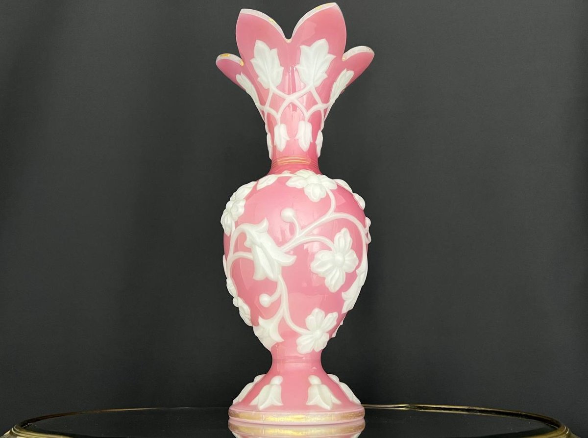 Large Pink Opaline Vase With White Applied Decoration Attributed To Baccarat-photo-5