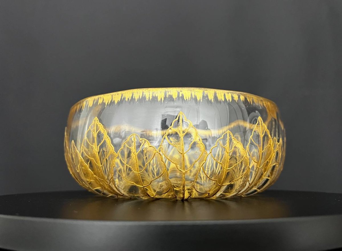 Coupe Art Nouveau en cristal à décor végétal doré en relief-photo-2