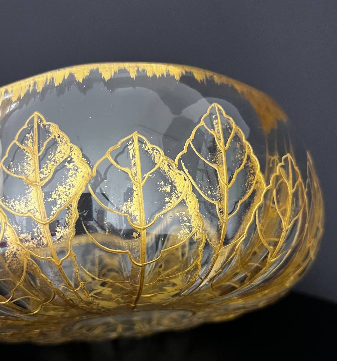 Coupe Art Nouveau en cristal à décor végétal doré en relief-photo-5