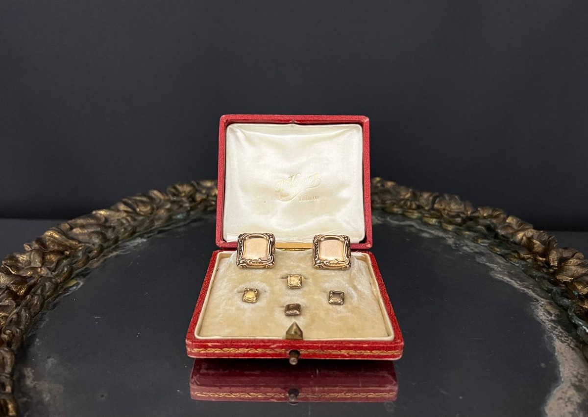 Ensemble boutons de manchette et boutons de plastron anciens