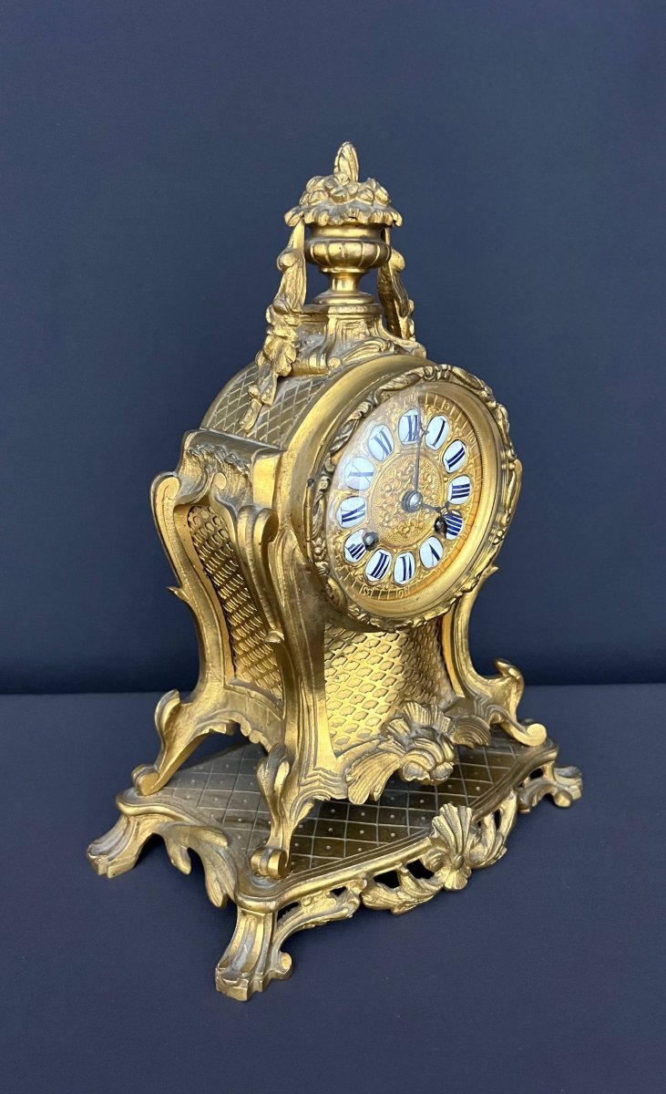 Pendule de style Louis XV en bronze doré-photo-3