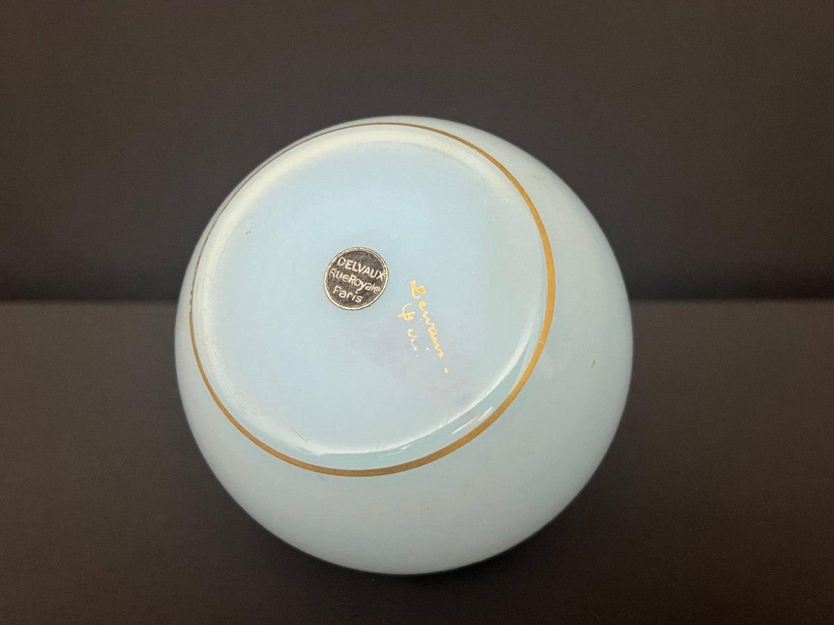 White Opaline Perfume Bottle With Gold Trim, Delvaux Paris-photo-2