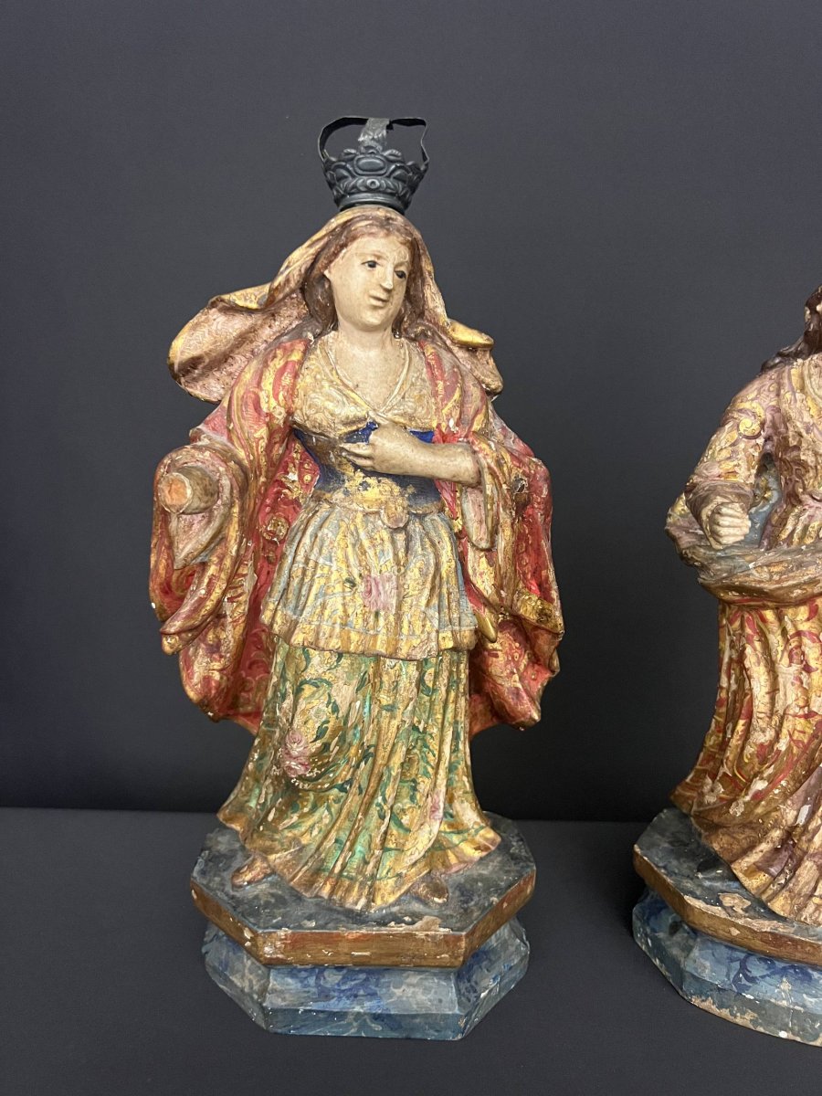Paire de sculptures religieuses en bois polychrome et doré, Vierge couronnée et Saint Joseph-photo-4