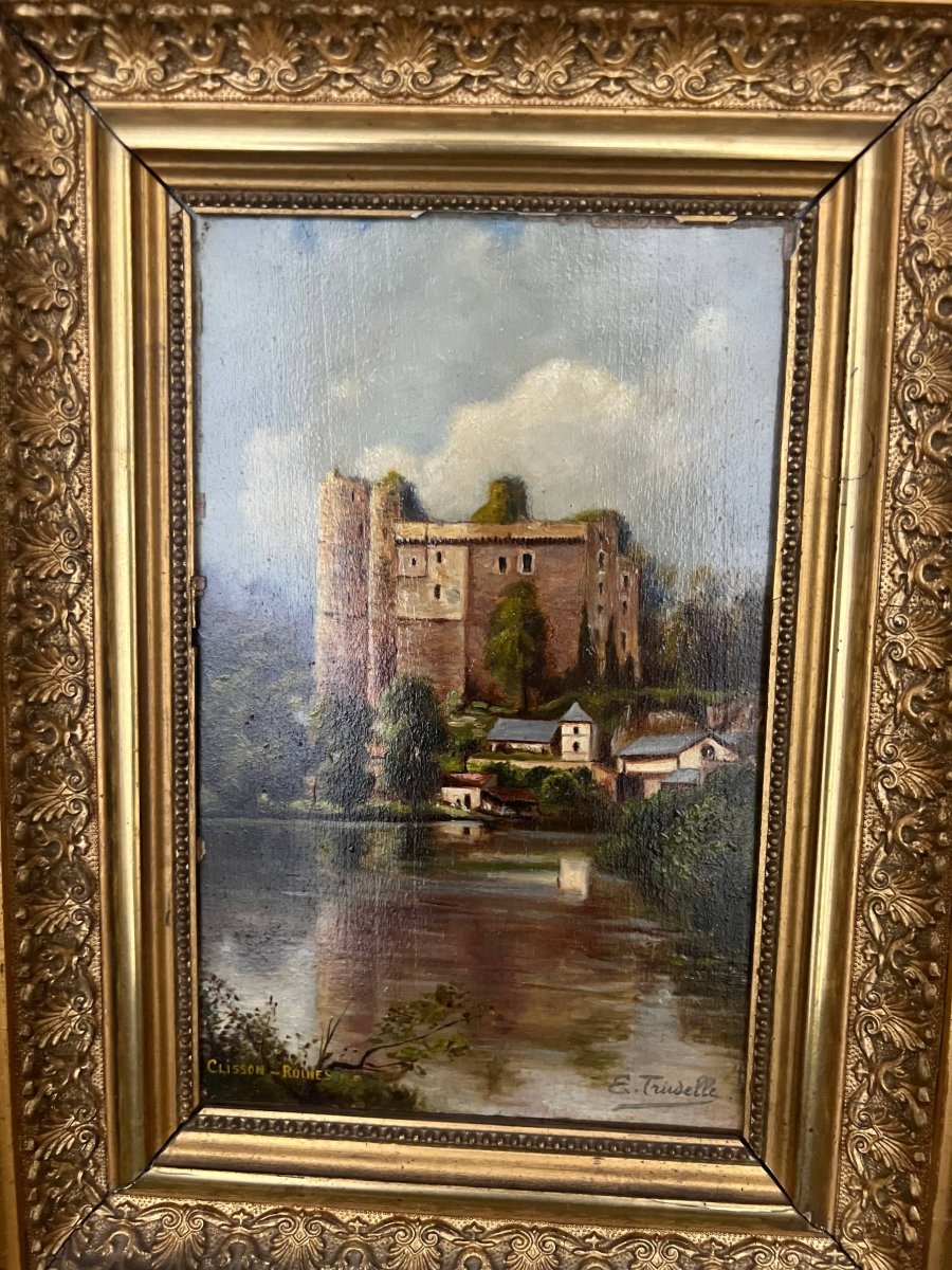 Vue du château de Clisson, huile sur carton signée E. Trudelle-photo-2
