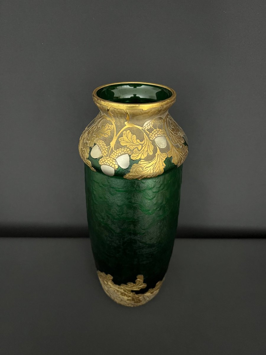 Montjoye - François-Théodore Legras, vase en verre vert givré à décor de feuilles de chêne-photo-2
