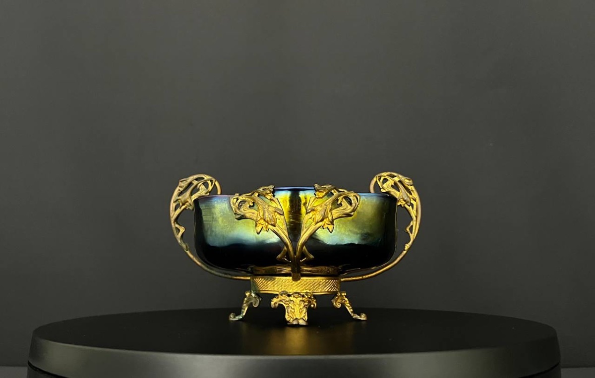 Art Nouveau Glass Goblet With Iridescent Finish By Loetz / Kralik, With A Setting Attributed To Lucien Marcel Bing-photo-2