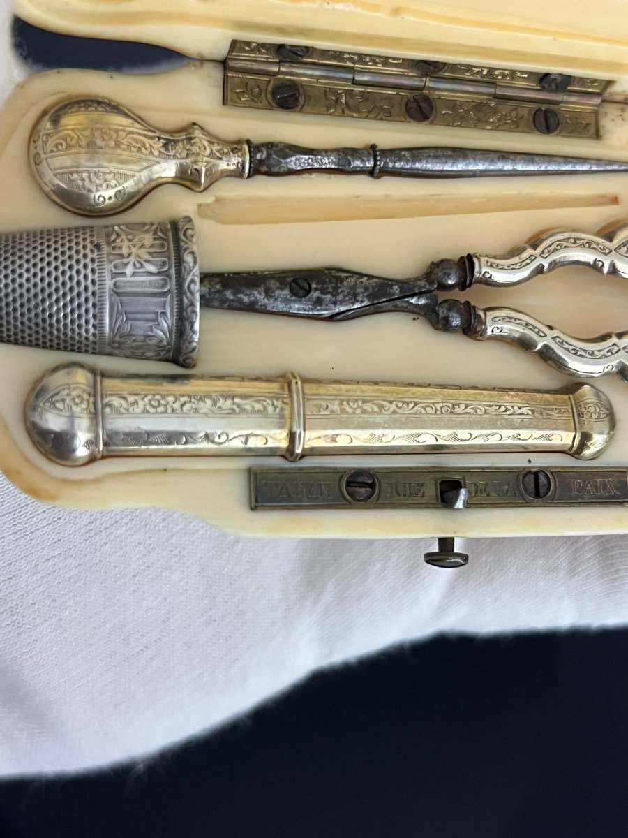 Vermeil Sewing Kit By Tahan, Paris – 19th Century-photo-2
