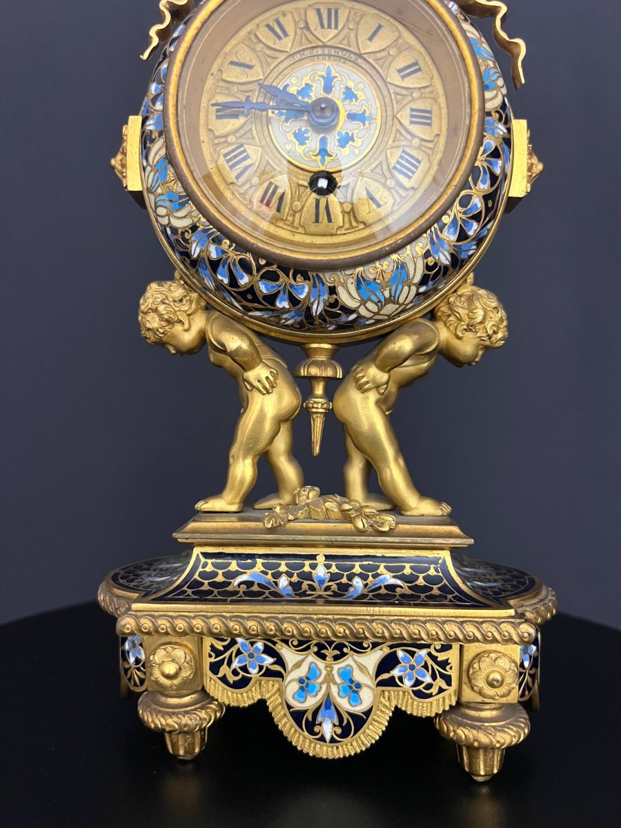 Pendule de cheminée en bronze doré et émaux polychromes aux putti-photo-2