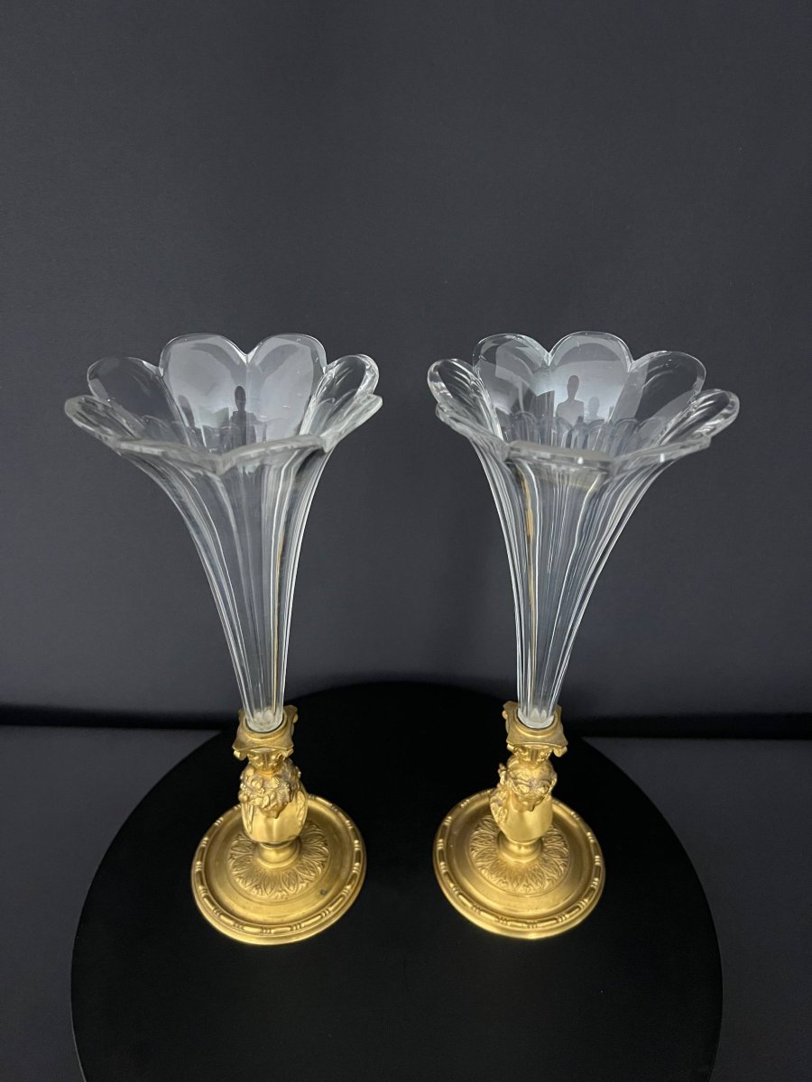 Paire de vases cornets en cristal taillé et bronze doré-photo-1