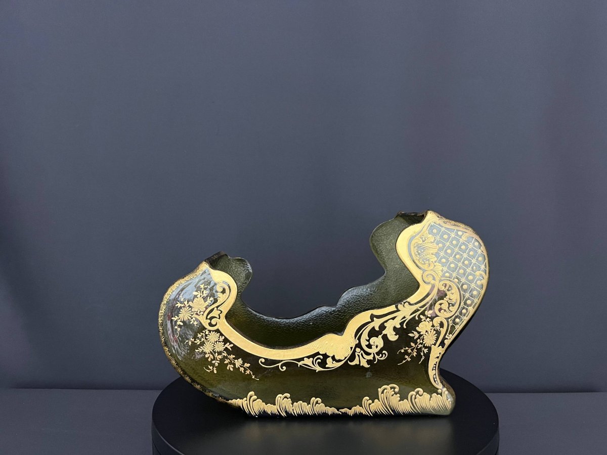 Jardinière en verre vert givré à décor doré en relief, en forme de gondole, vers 1900-photo-2