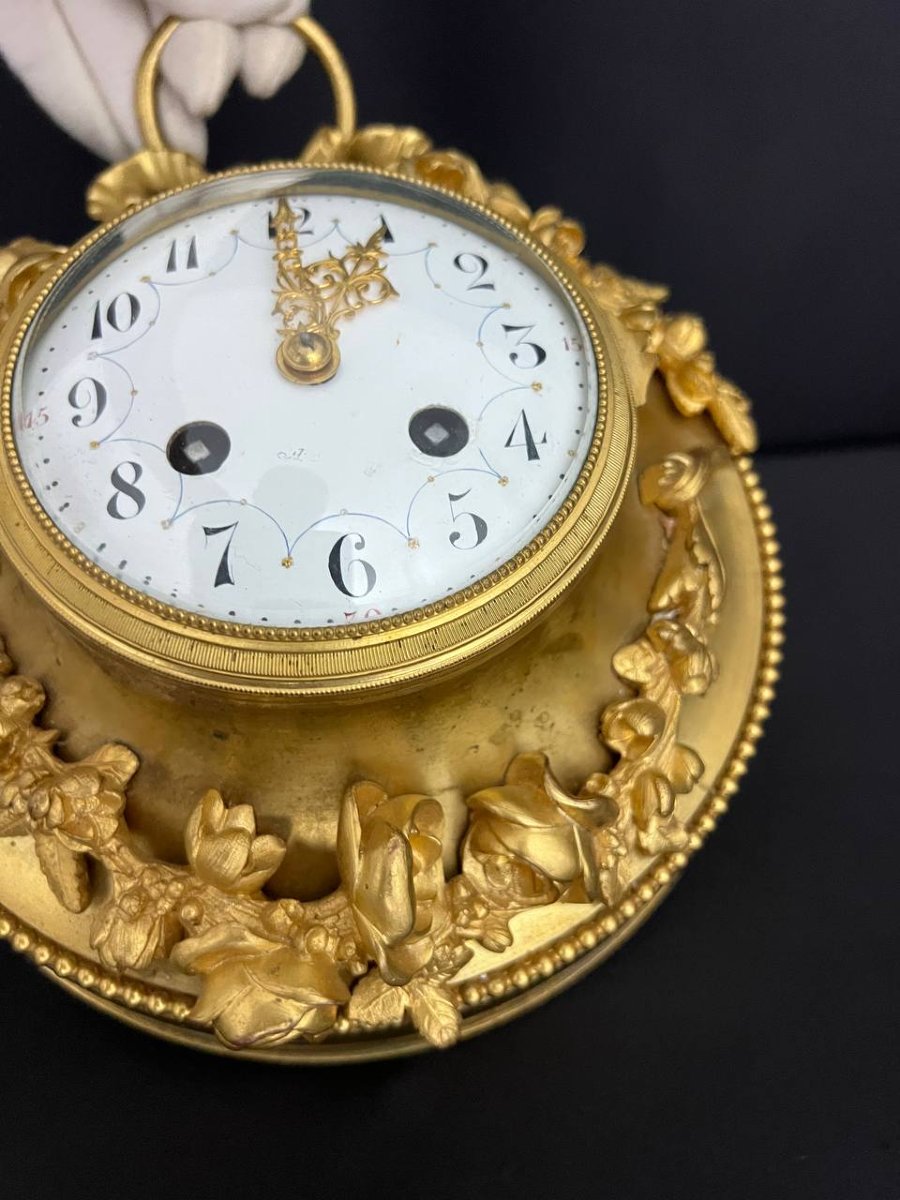 Pendule murale œil-de-bœuf en bronze doré, style Louis XVI -photo-2
