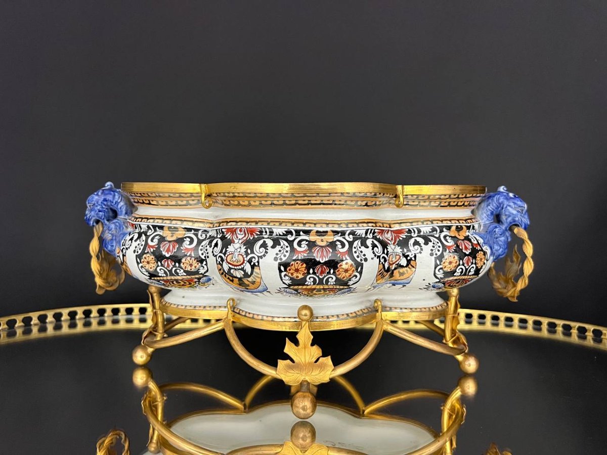 Large English Planter By Henry Burgess, Genoa Model