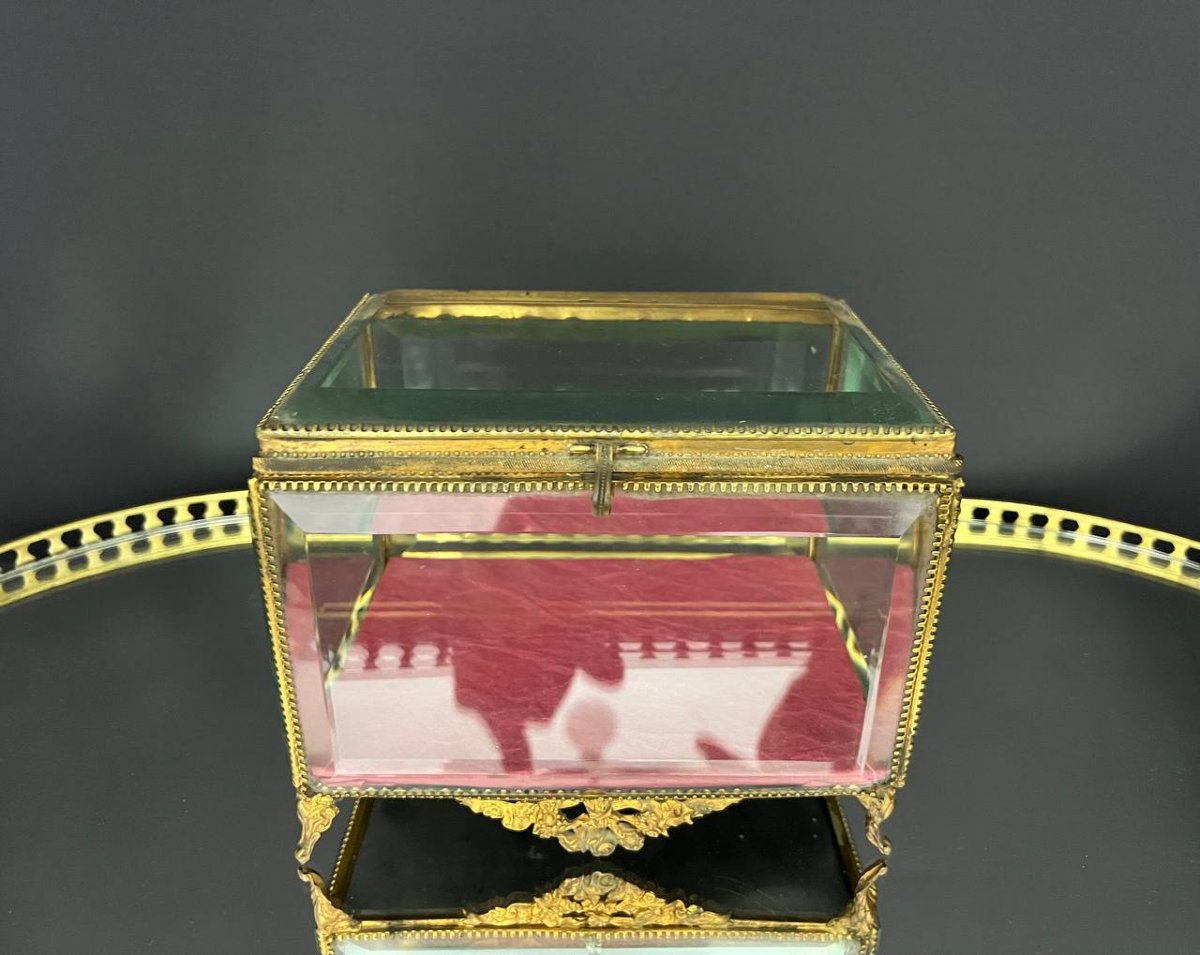 Large Jewelry Box With Beveled Glass And Gold-plated Metal-photo-4