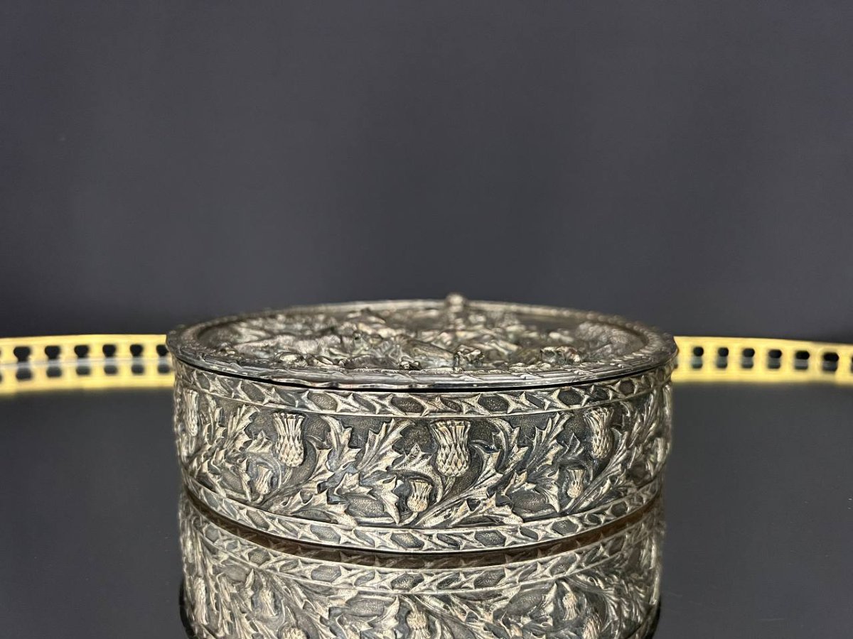Antique Silver-plated Jewelry Box With Romantic Relief Decoration-photo-4