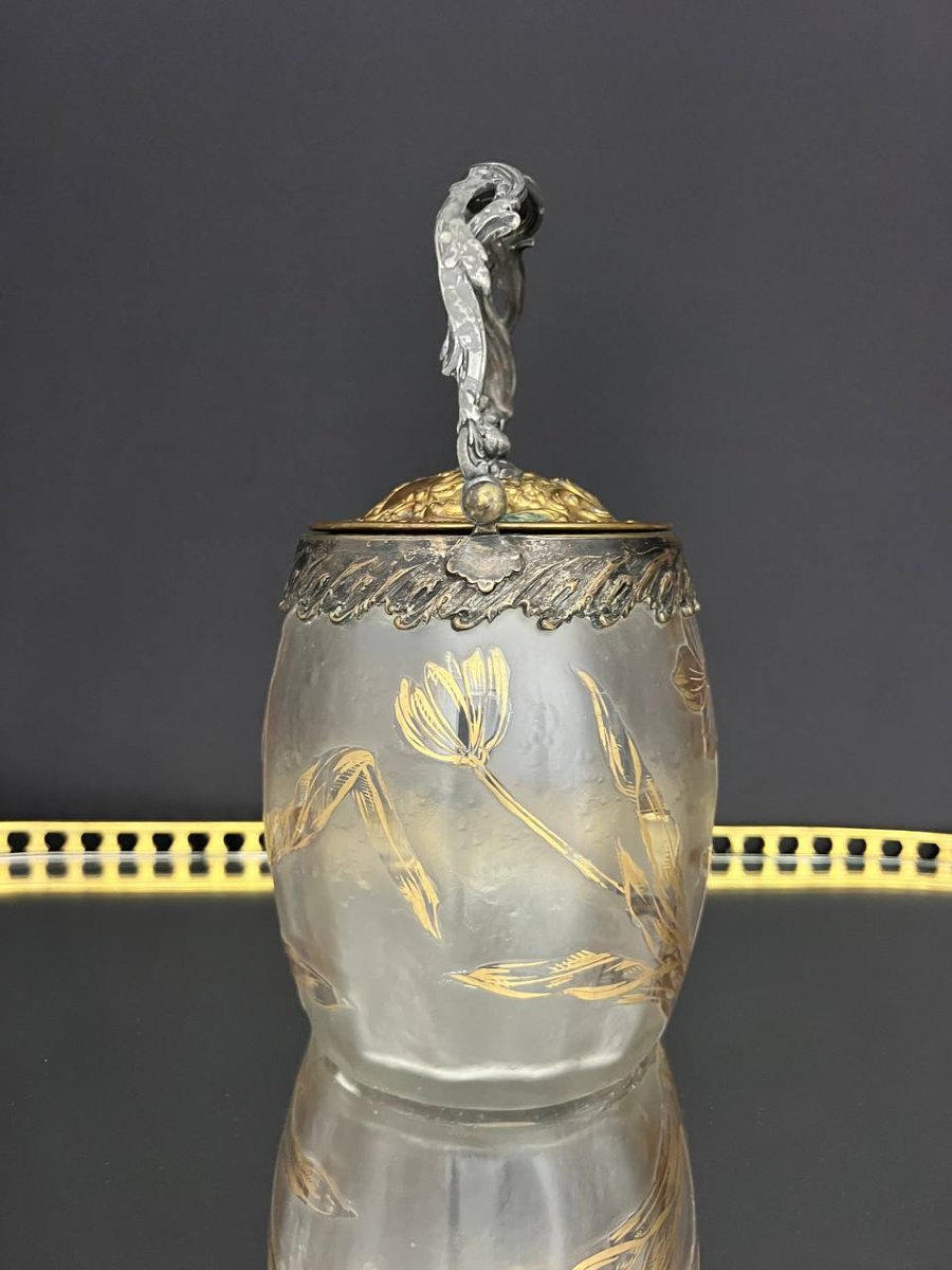 Victor Saglier – Pot à biscuits Art Nouveau en verre givré doré-photo-1