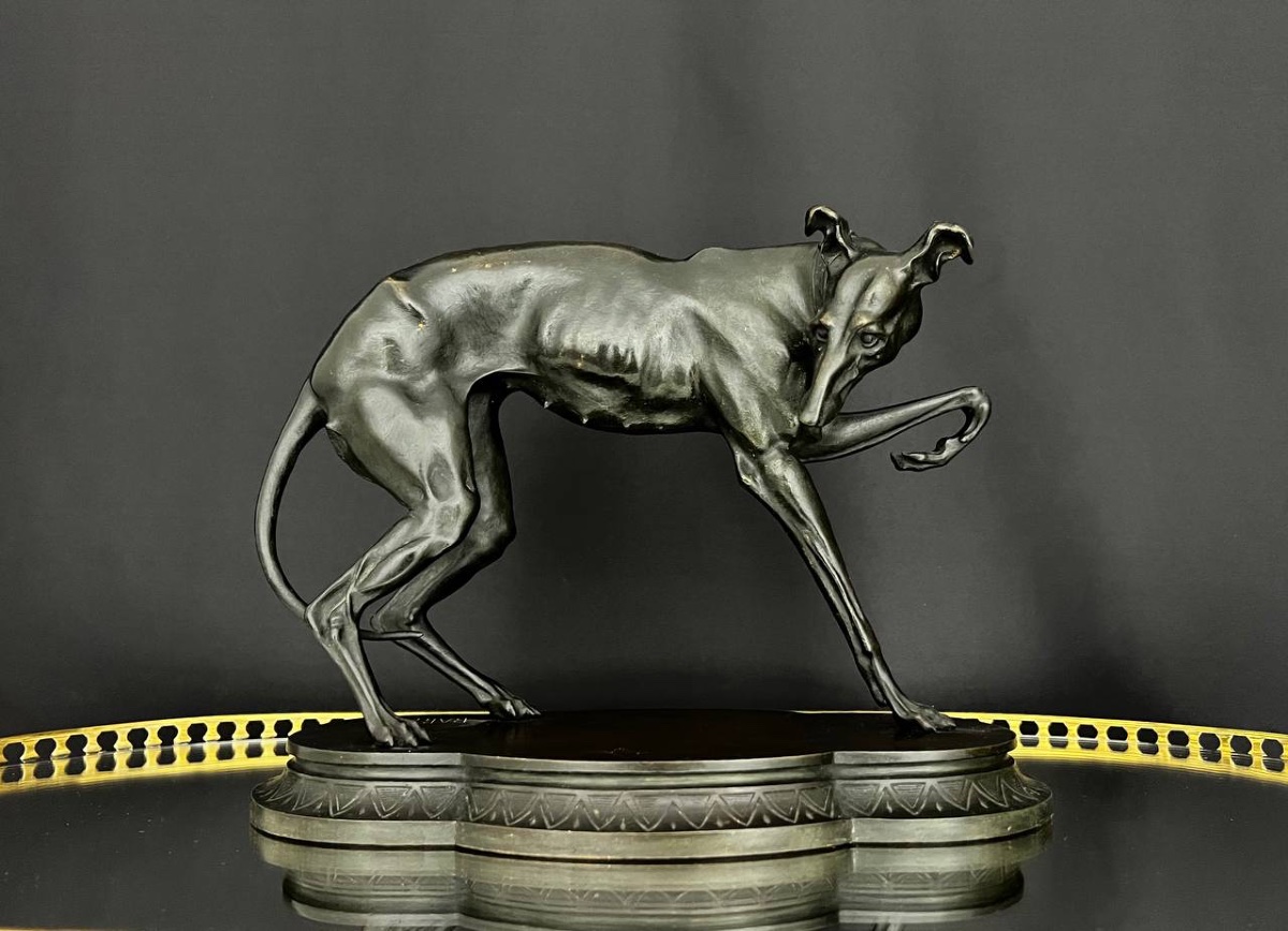Sculpture Of A Greyhound In Patinated Bronze, After Barye-photo-2