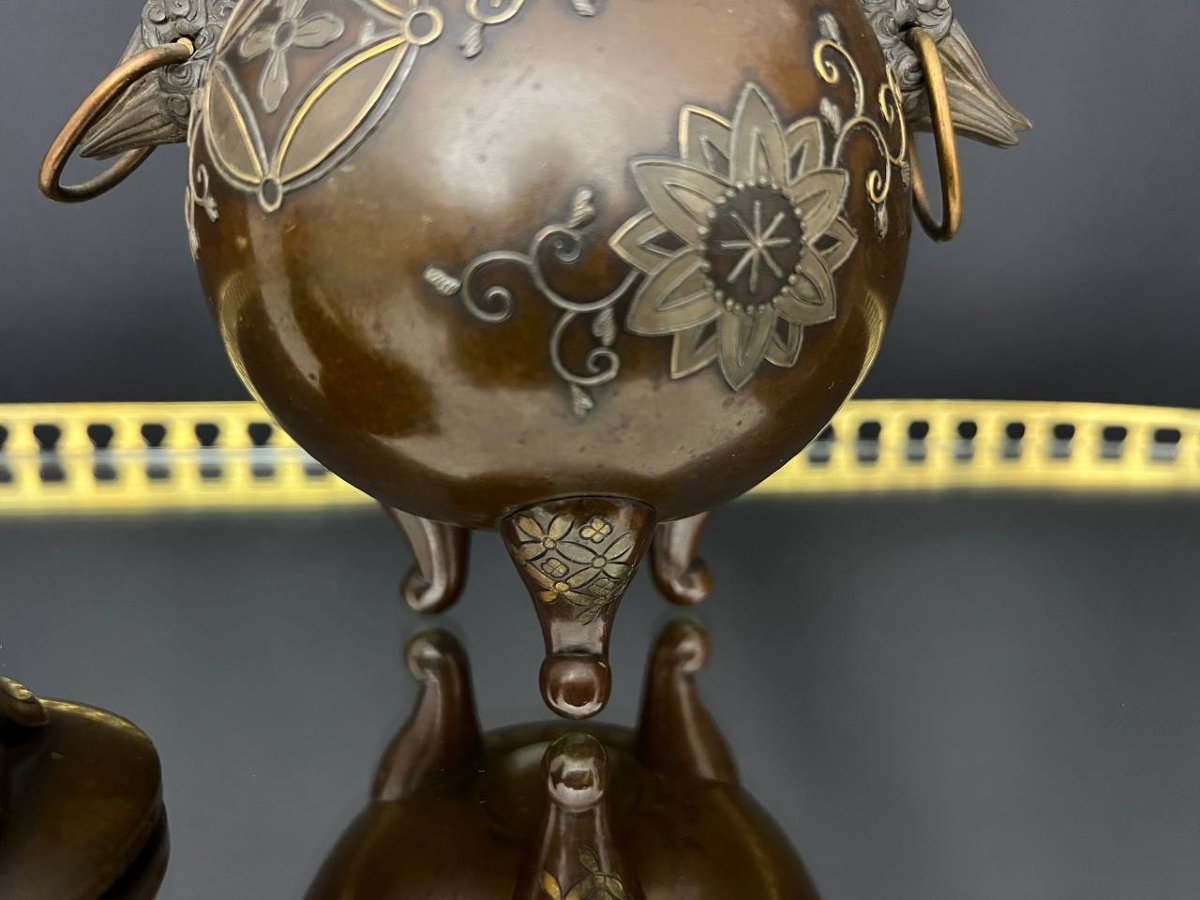 Koro Incense Burner, Bronze Tripod - Japan, Meiji Period-photo-4