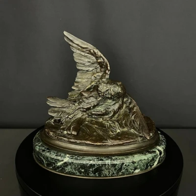 Premiere-Image-1819246