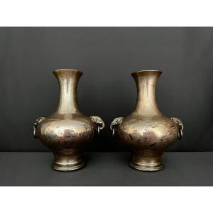 Paire de vases en bronze incrusté – Indochine, XIXe siècle
