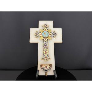 Croix murale en onyx et bronze doré émaillé, décor cloisonné, fin XIXe siècle