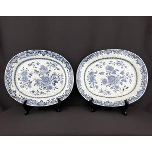 Large Pair Of Oval Chinese Porcelain Dishes With Blue And White Decoration