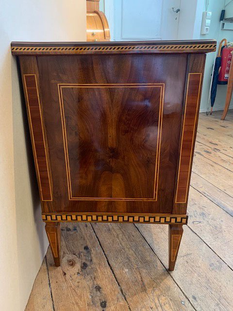 Louis XVI Chest Of Drawers, Circa 1780, Made Of Walnut, Hopfengärtner-photo-1