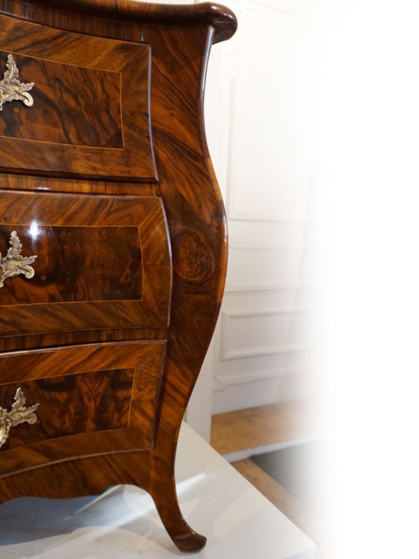 Élégante commode baroque vers 1750-photo-3