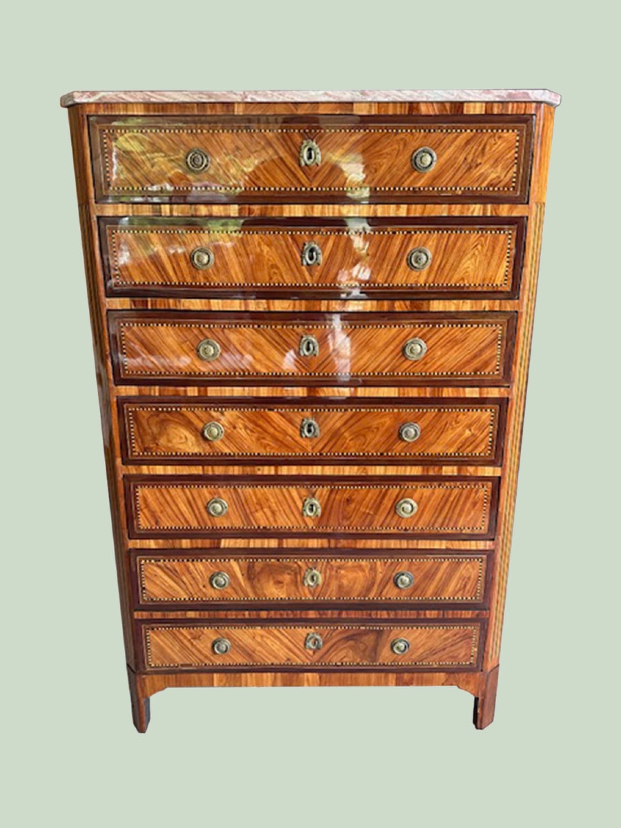 Ravissant chiffonnier Louis XVI, vers 1770