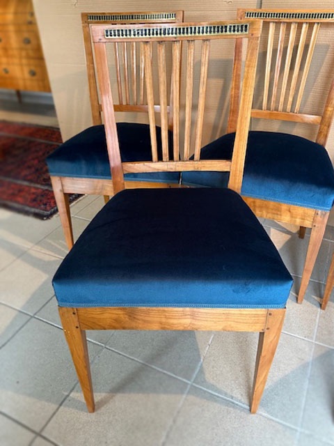 A Very Beautiful Set Of 6 Cherry Wood Chairs.-photo-1