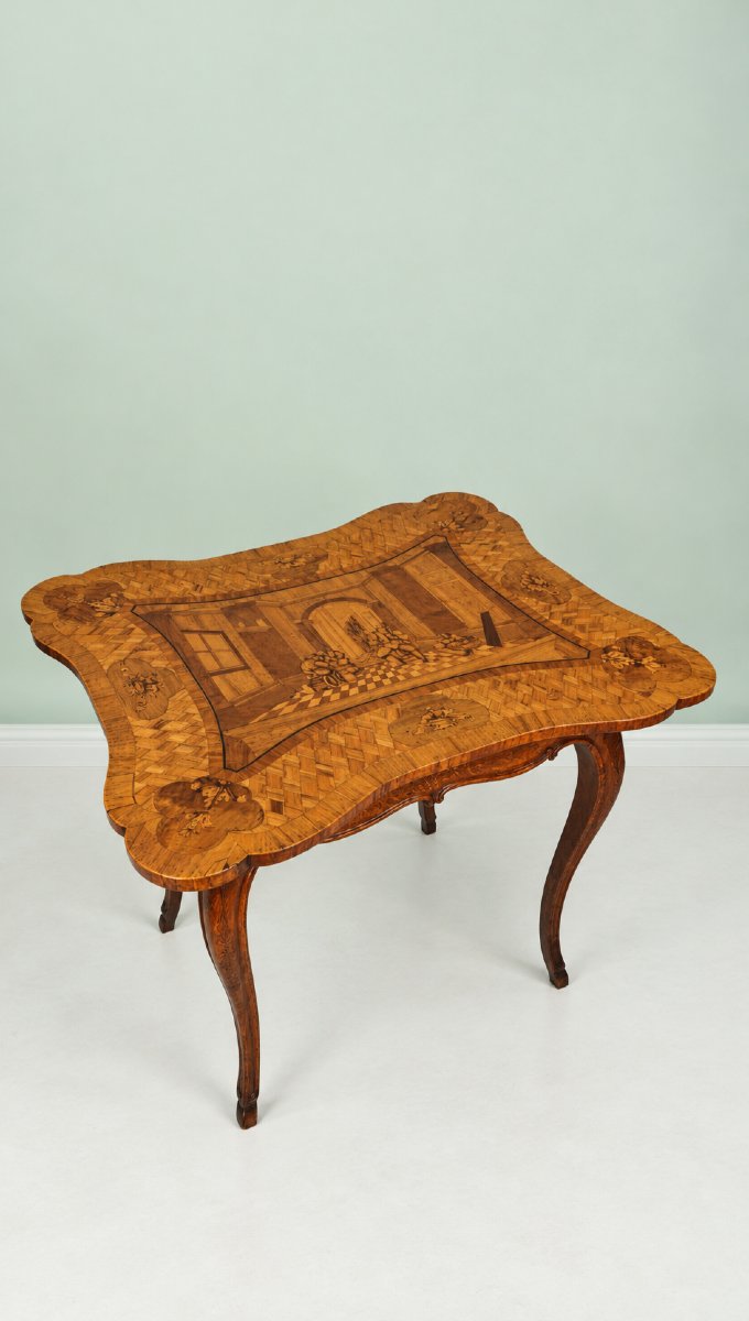 Table d'appoint du XVIIIe siècle