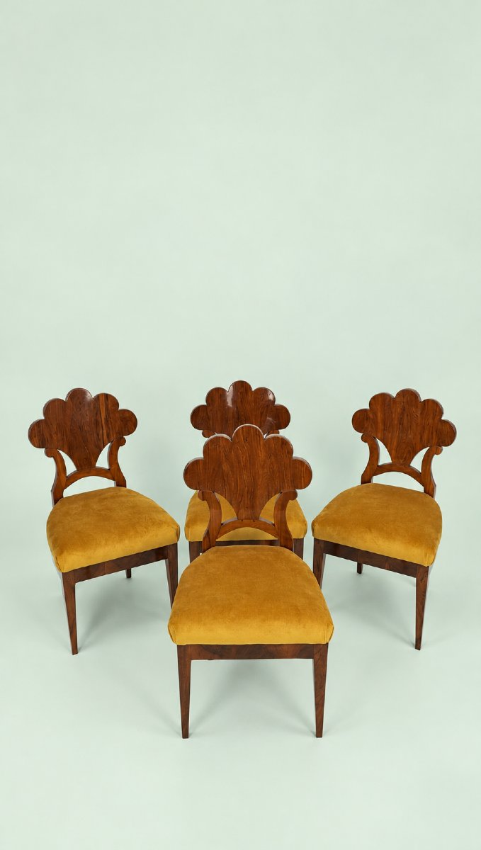 An Elegant Set Of Four Biedermeier Viennese Chairs, Circa 1820–1830 (in The Tradition Of