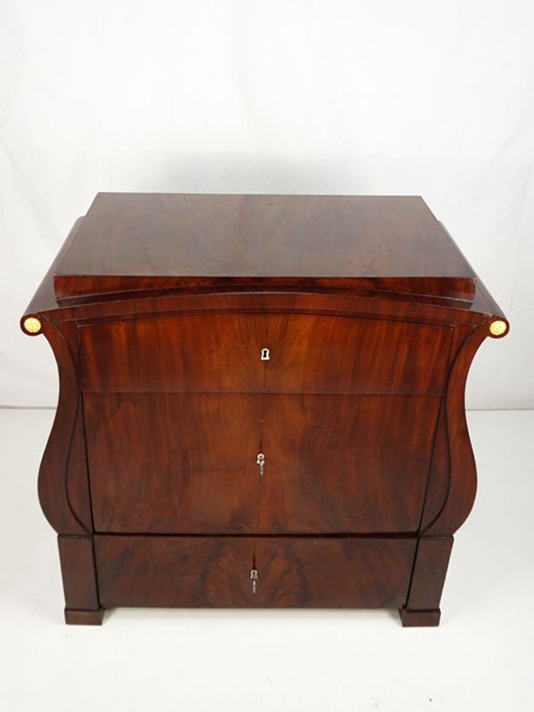 Empire-lyra Mahogany Chest Of Drawers-photo-2