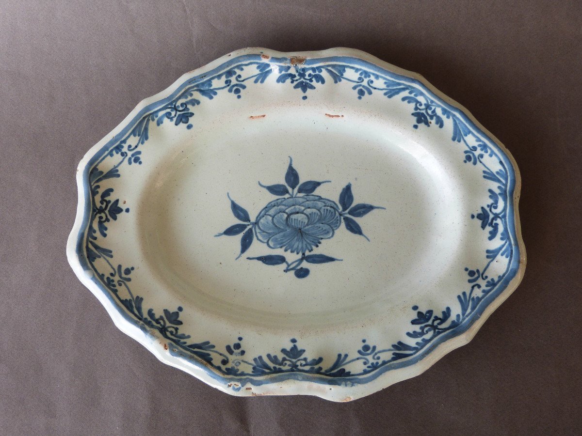 Plat En Faïence d'Auch  Sud Ouest XVIIIeme Siècle 