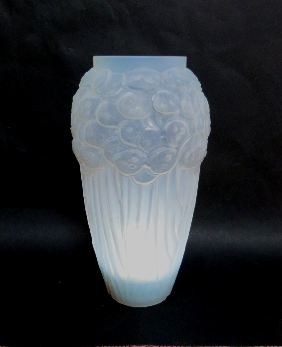Vase Art Déco Edmond Etling Opalescent Modèle Monnaie Du Pape 
