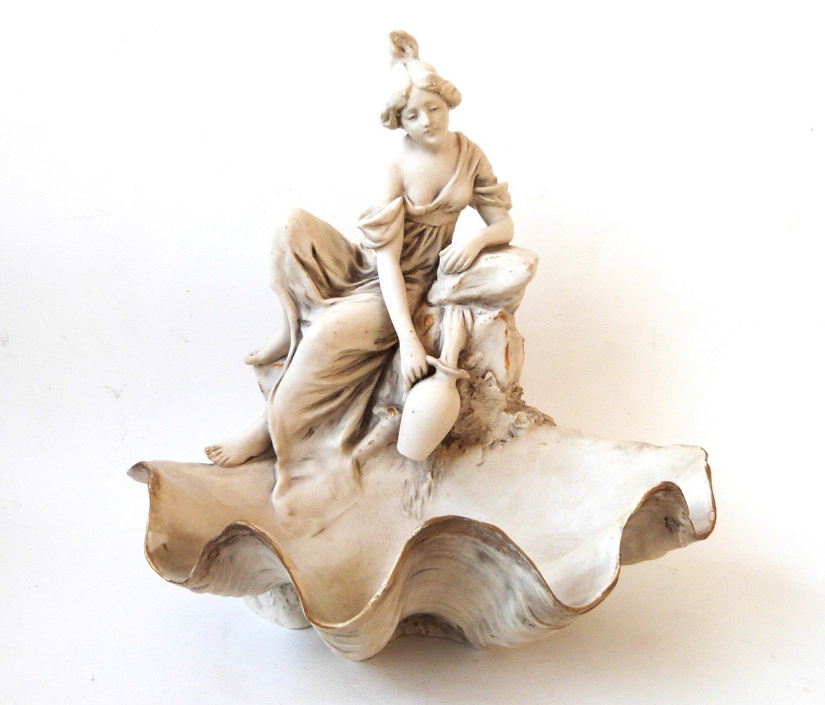 Coupe Vide Poche Figurine Art Nouveau Royal Dux Femme a la Fontaine et Coquille