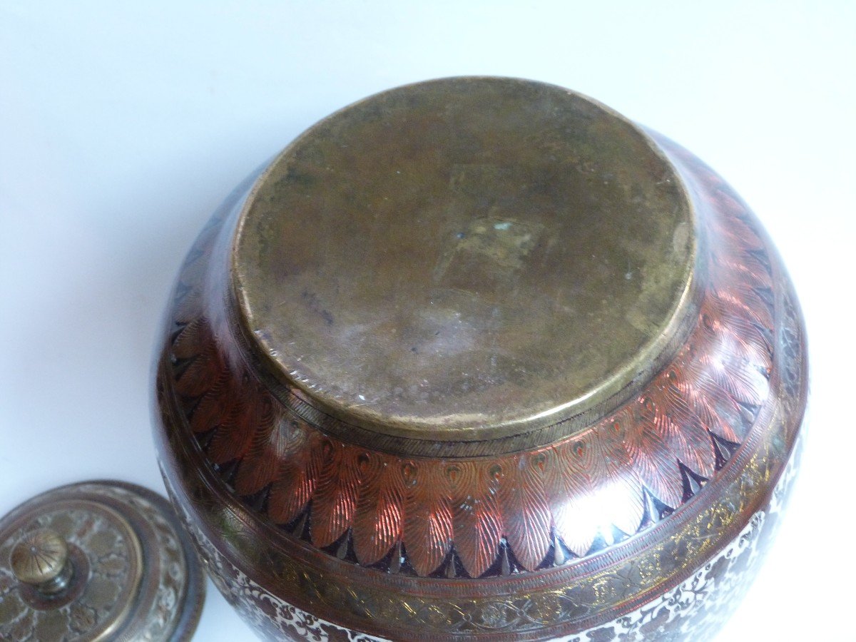 Inde XIX Eme Vase Pot Couvert En Bronze et Email -photo-5